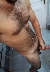Hairyarabguy Public Gambar 6