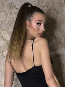 DevyNessa Public Foto 2