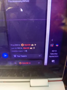 Sexy_sharntel My king of my room thank you so much noir for your support Immagine  5