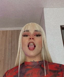 MadameAnali: Public ( 3 фото)