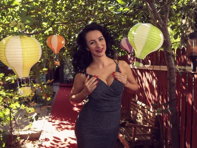 CarlaReysXのSexy dressの 9枚の写真