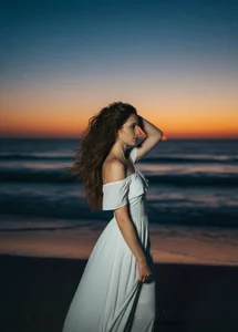 RosaConnelly Me Pic 8