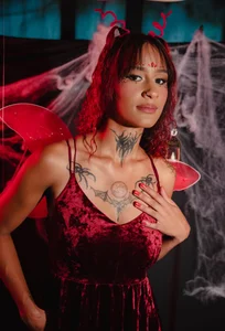 lilith_roseee Public  7. fénykép