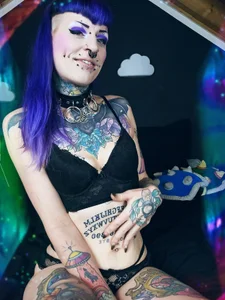 Purple_Coffin666のFür meine Fledermaus-Community 💜の 2枚の写真