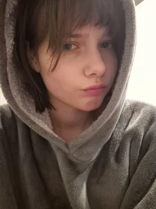 Me on fluffy rest de ExitedTroth  4 Imagens