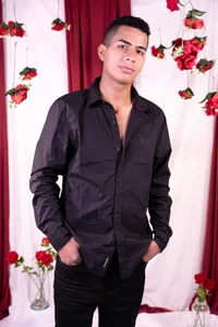 Noah_Greenhartt ❤️‍🔥 Be my Valentine. Behave. Pic 2