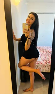 EmeryKinleys Public Pic 4