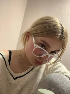 AdeleBaile: Public ( 3 фото)