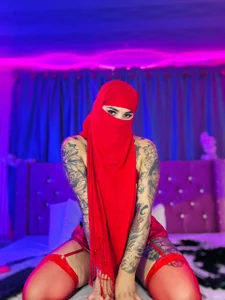 Nayla-Mouna Nayla with super sexy red suit صورة واحدة|Nayla-Mouna Nayla with super sexy red suit صورتان|Nayla-Mouna Nayla with super sexy red suit  5 صور|Nayla-Mouna Nayla with super sexy red suit  5 صورة