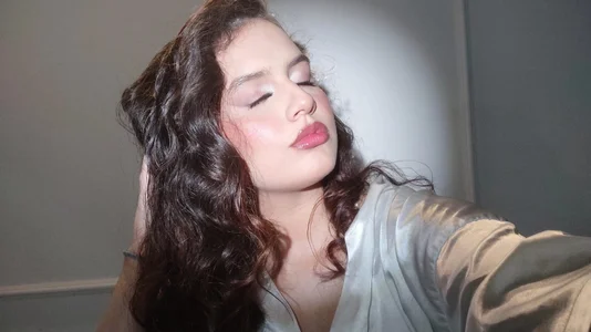 Public de KylieLumi  9 Imagens