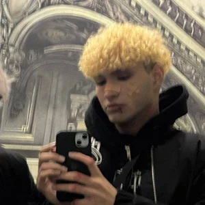 Public de JonnyDarkk  4 Imagens