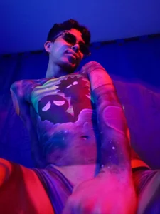 OwenBluee Body paint on my sexy body Immagine 
