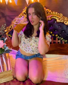 LiLLiAnderson 🍺 Oktoberfest Party 🍻 Pic 6