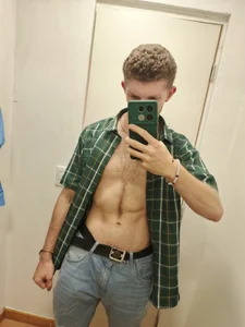 andrewxbi Public Pic