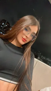 Celeste-EvannsA bit of me Bild 2