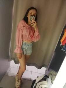 Public od BeatrixxAndLiam  4 snímek