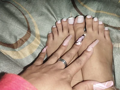 Miss_scarllet_ Public Pic 3