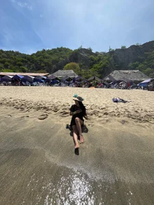 kaitt_: A DAY AT THE BEACH🌴 ( 2 фото)