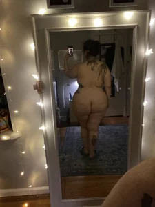 sylviahhh Public Pic 2