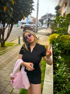 Cloee_Rainbow1 Public Pic