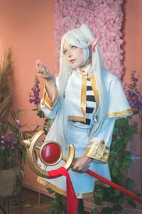 sarahminage_: Public ( 2 фото)