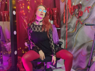 Queenscarlettsecret 💋Ready to be surprised? 😘 Pic