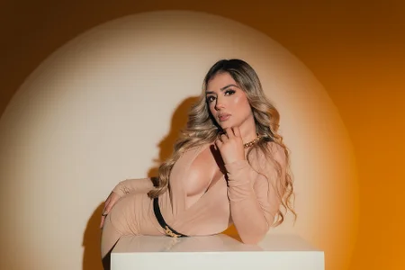 ChloePreston_ sexy Chloe Pic 2