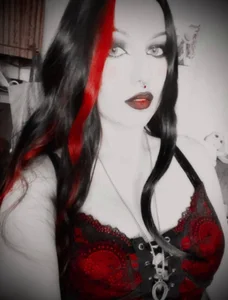 ElizabethVamp my new Pic