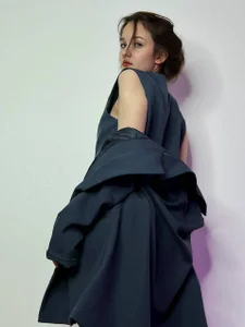 MichelleRoux Hold on tight, my fans!😉  6টি ছবি