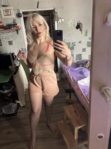 LedyLasVegas Public Pic 7