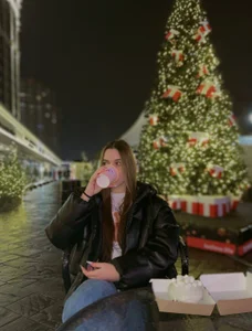 MeriClarkee Public Foto 2