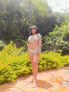 alanna_mg_ Public Pic 5