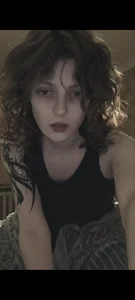 Try Not to Stare od ShirleyNibbs  3 snímek