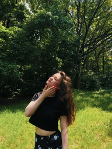 ameli_moon 😛summer shots Pic 4