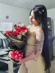 Maggie_Belmont777 I love flowers Poză