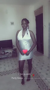 Naomi__esther Public Foto