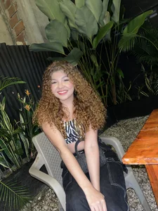 Gab_0212 Do you like my hair of this color? Pic 3