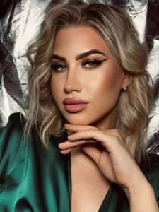 elizabeth_bad Public Pic 5