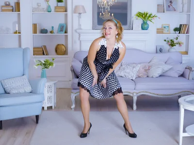 SimonaMartinのPublicの 4枚の写真