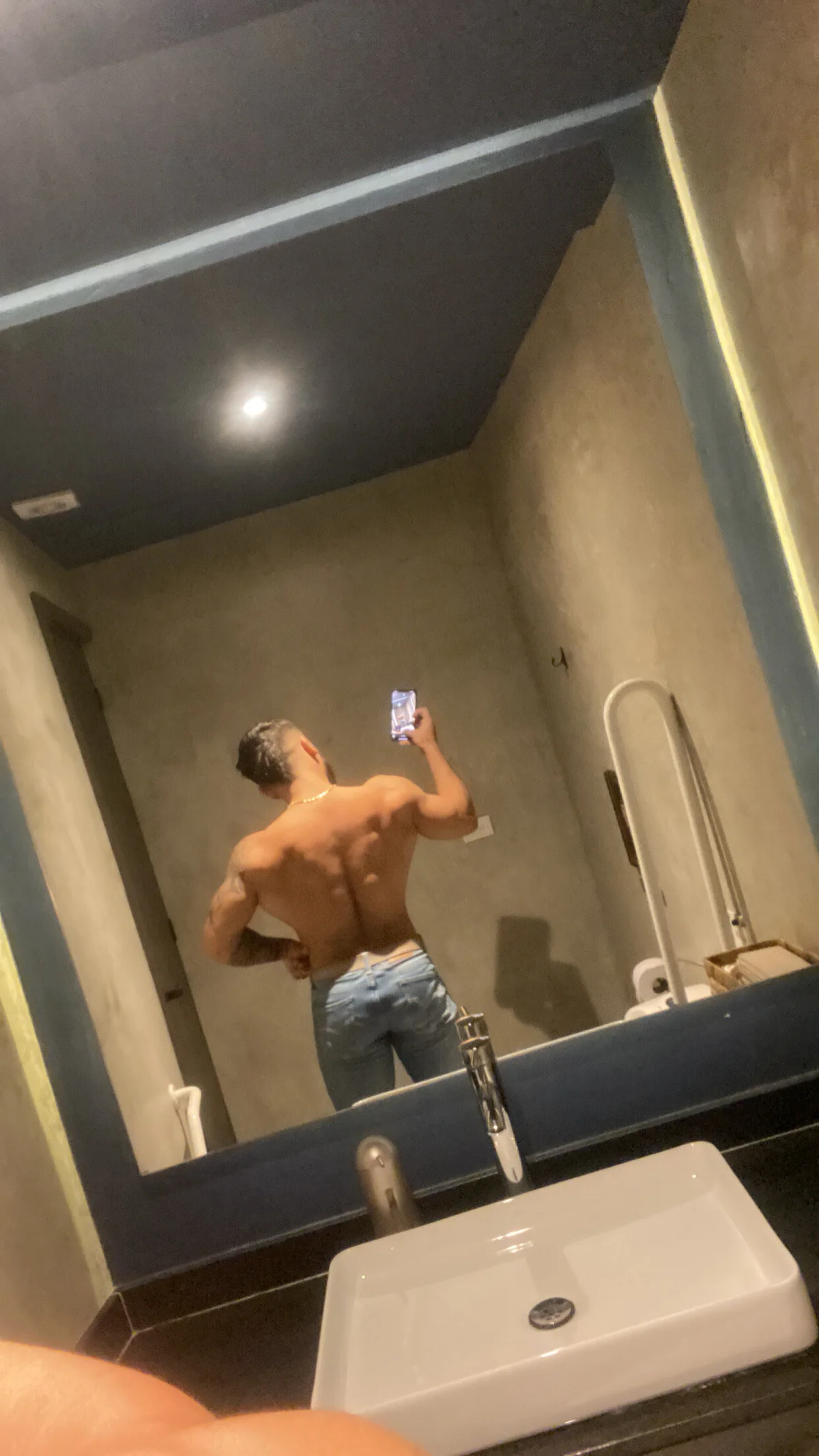 thiago_ferrari_ Populära bilder 5235