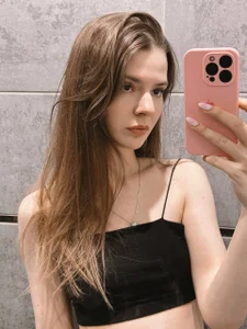 LavondaDeleston Kiss Me Pic 2