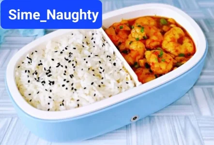 Sime_Naughty Public Immagine  4