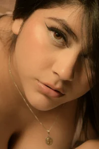 lucy26_ Lose yourself in my eyes Bilde 2