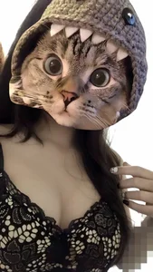 Emma_99xPublic图片 3