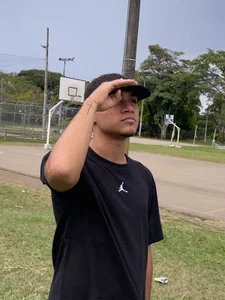 ApoloKiss_: Public ( 2 фото)