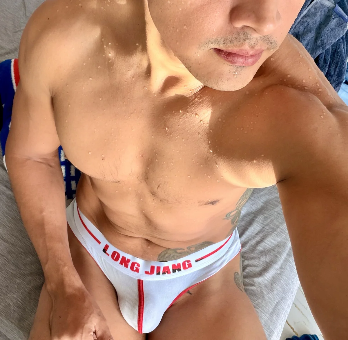 Paul22cm- 님의 트렌드 중인 사진  141개