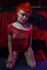 🔥Come closer... I promise you'll like me.🔥 od BabyPunk2  3 snímek