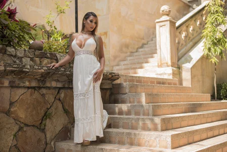 EmilyLeah_ Public Pic