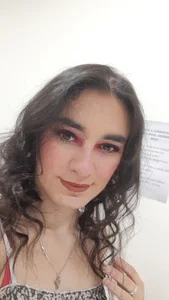 Ellaa_honey My eyes always sparkle ❤️😘 รูป  2