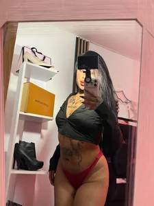 Niki sexy🤤♥️ od LauriInk1  4 snímek